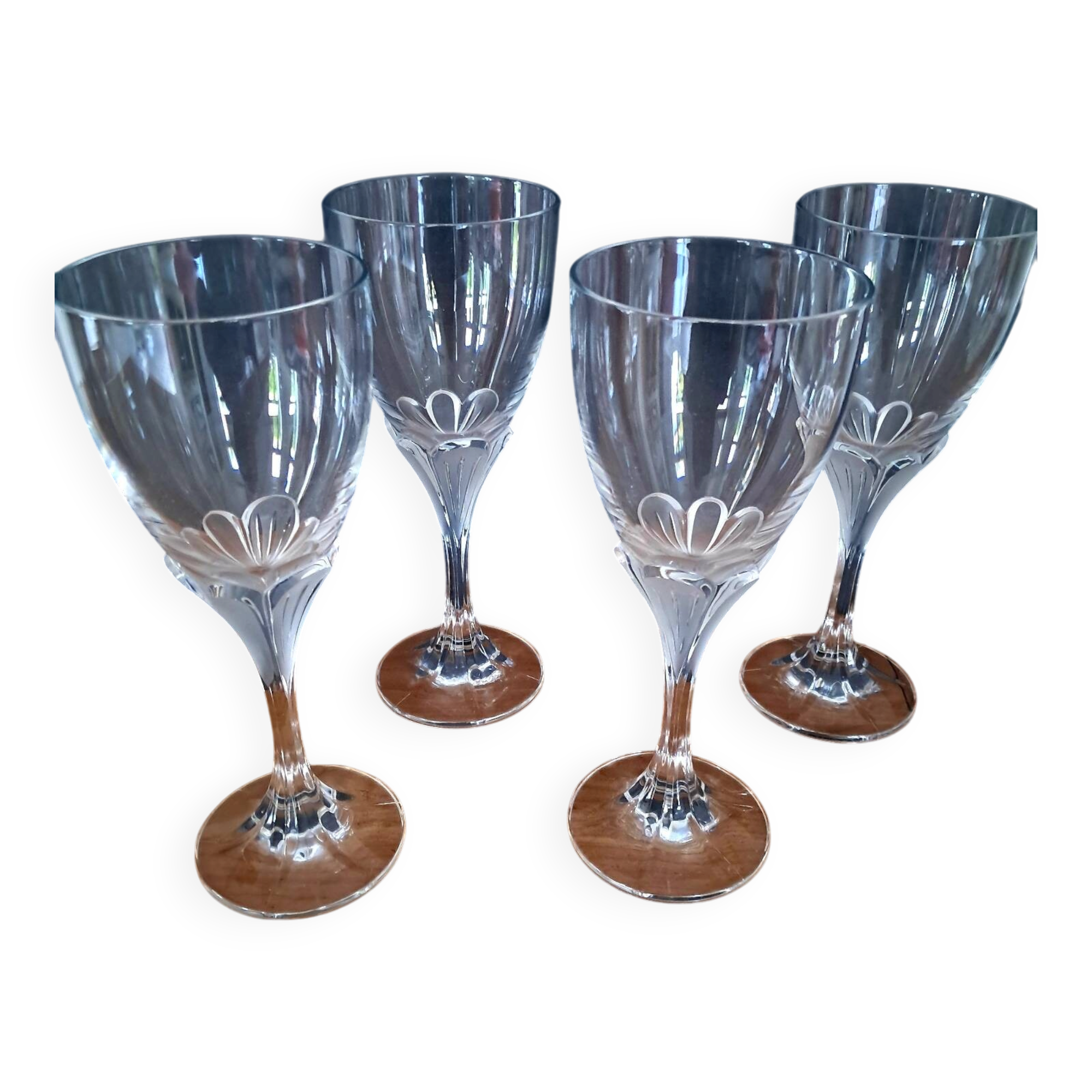 4 verres à vin en cristal d arques Modèle Granville
