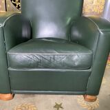 Paire de fauteuils Club cuir vert Poltrona Frau édition limitée