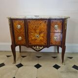 Transition period chest of drawers