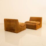 Pair of "Orbis" armchairs in brown velvet by Luigi Colani for Cor 60