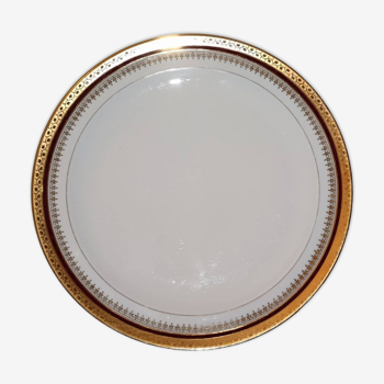 Assiettes plates en porcelaine blanche de Limoges et marli doré