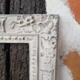 Linen patinated molded frame