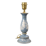 Light blue and white · Renaissance pattern