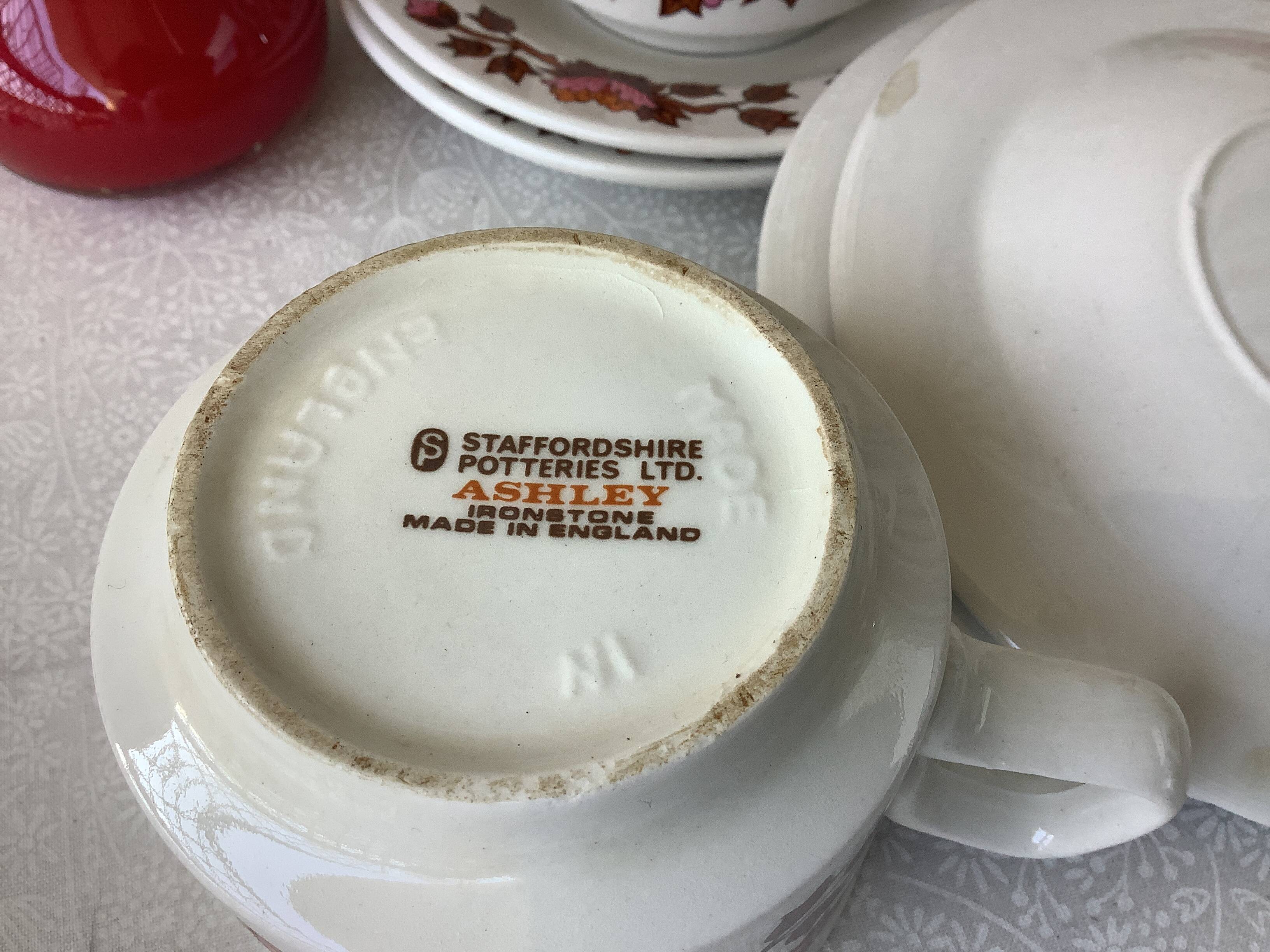 English teacups Staffordshire potteries LTD Ashley ironstone