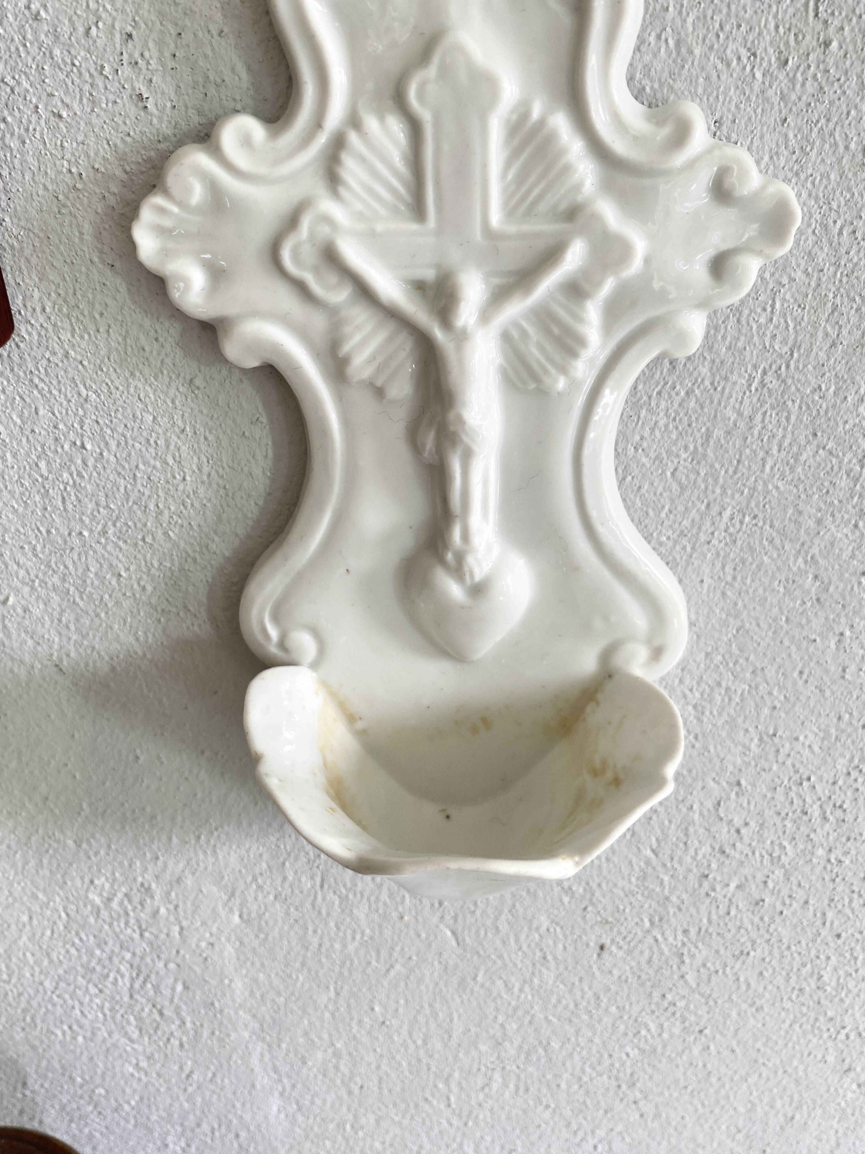 Bedside stoup, porcelain, 19th