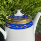 Porcelain teapot / Czech Republic