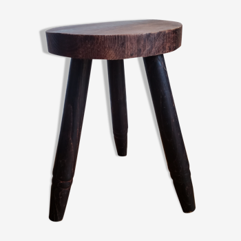 Tabouret tripode ancien en bois massif