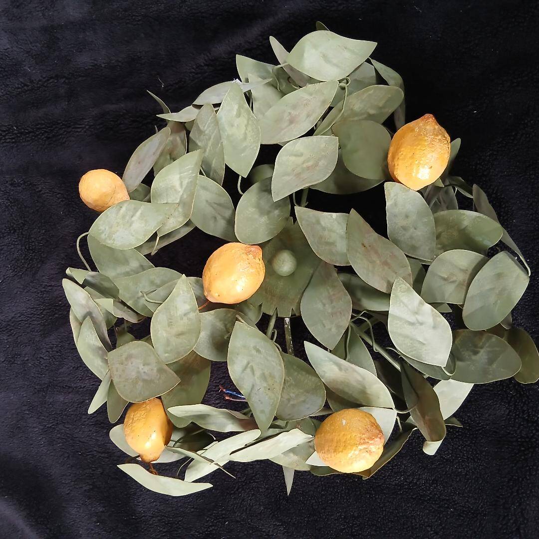 1 or 2 ceiling lights/wall lamps with a lemon fruit design, Art et Floristie collection.