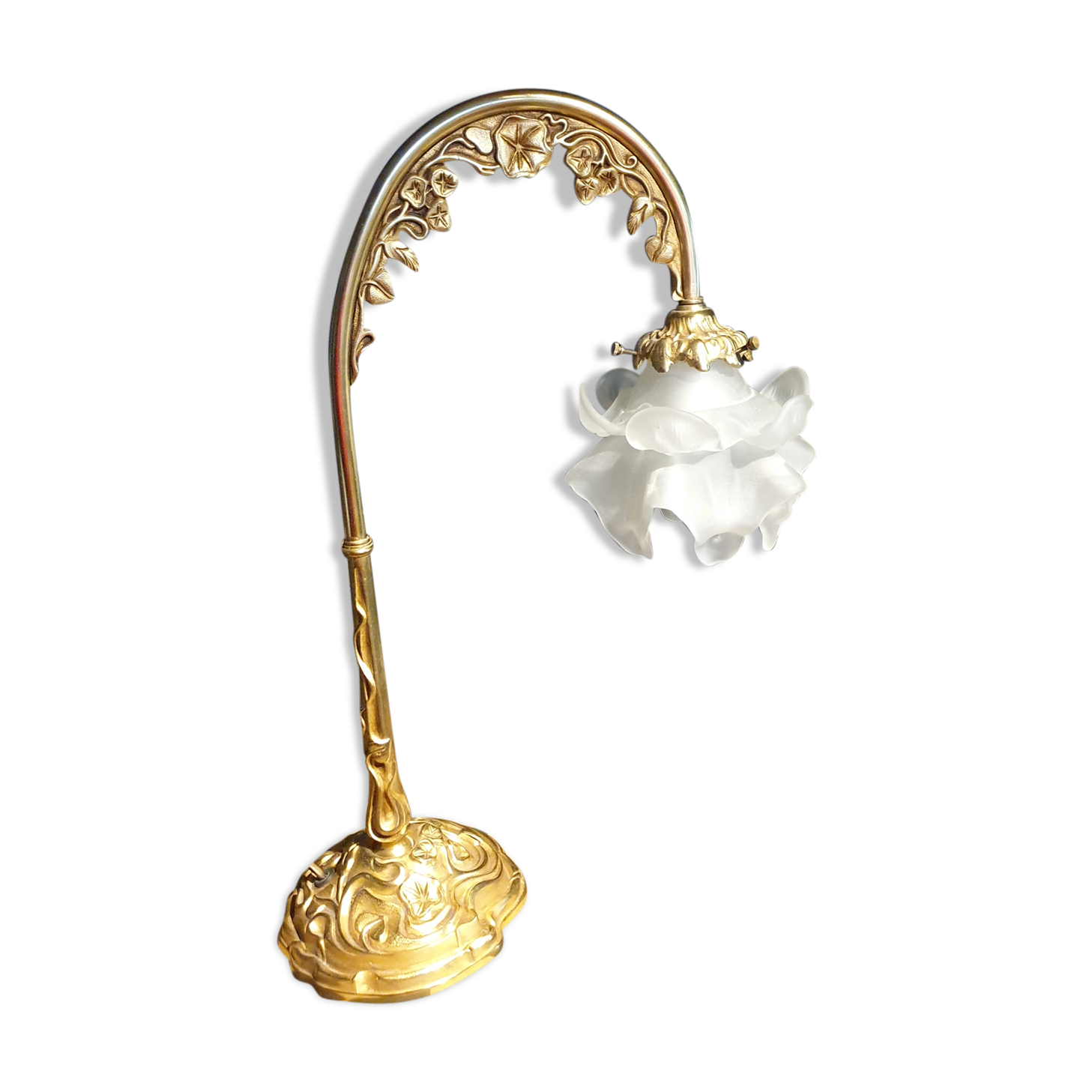 Art Deco-style pose lamp