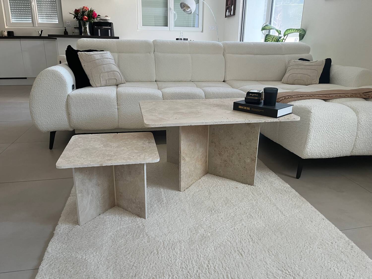 2 rectangular coffee tables in travertine