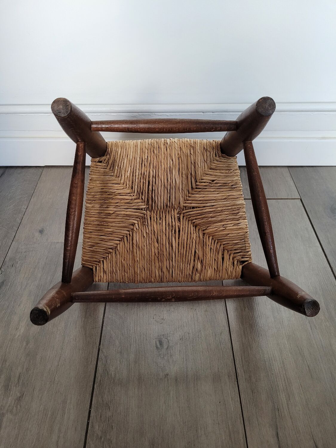 Chaise enfant ancienne en paille