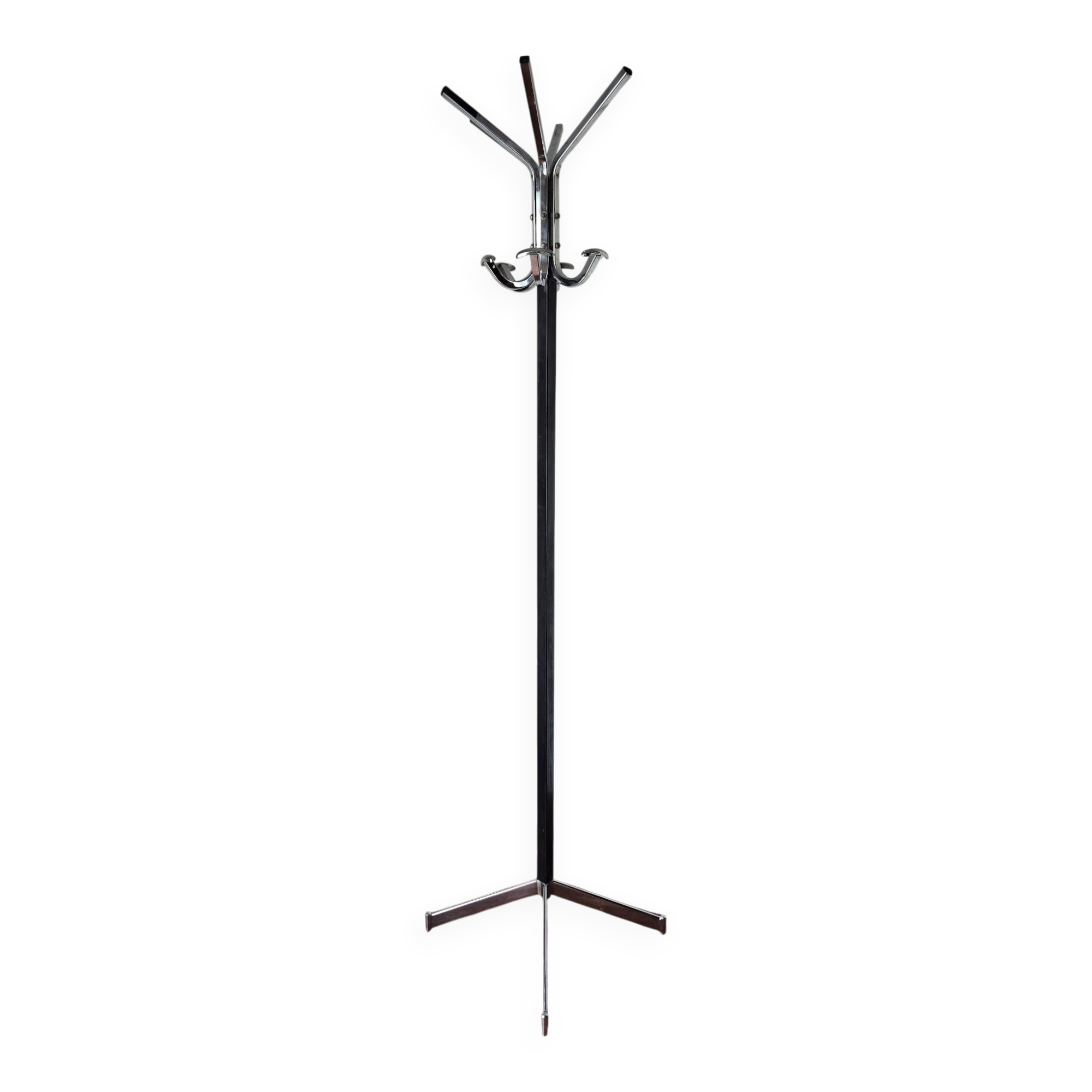 Chrome parrot coat rack with swivel head on a gas lift.