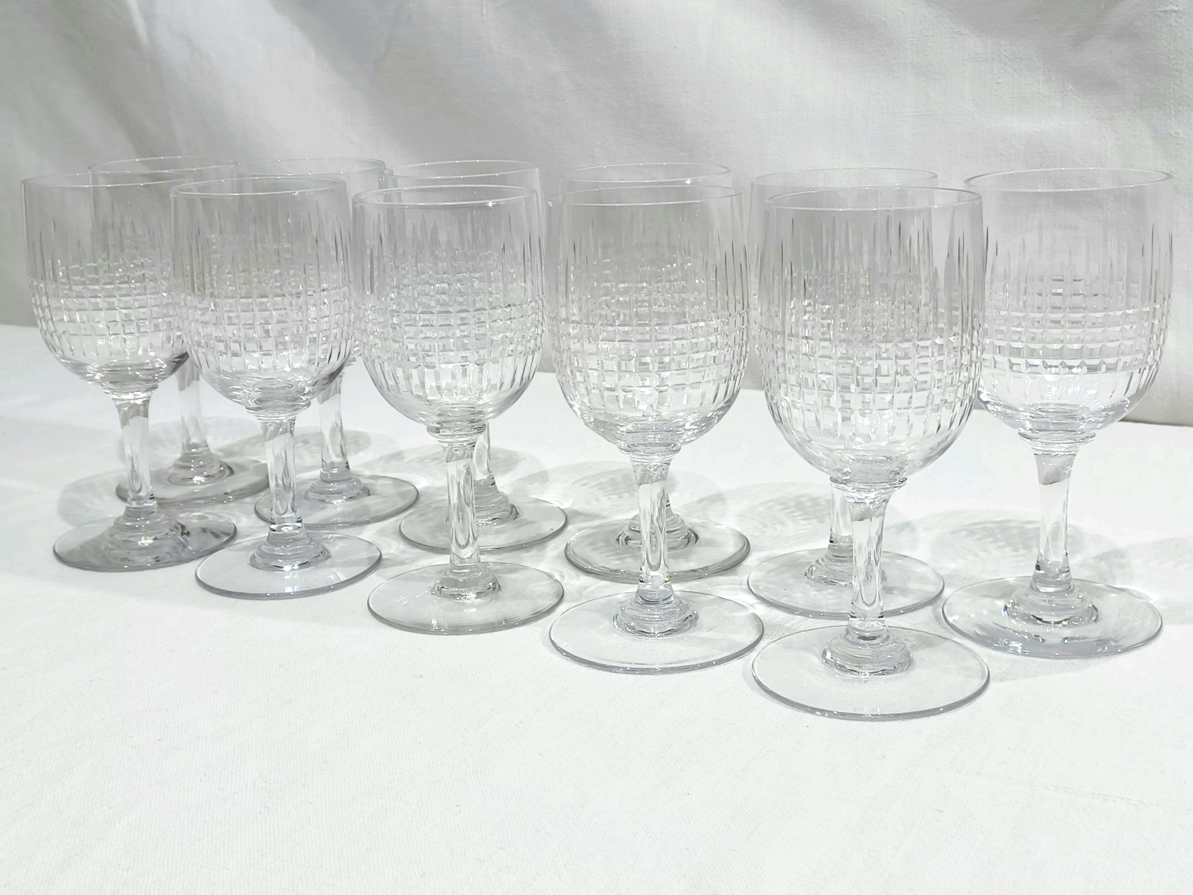 Baccarat – 11 glasses of white wine Nancy