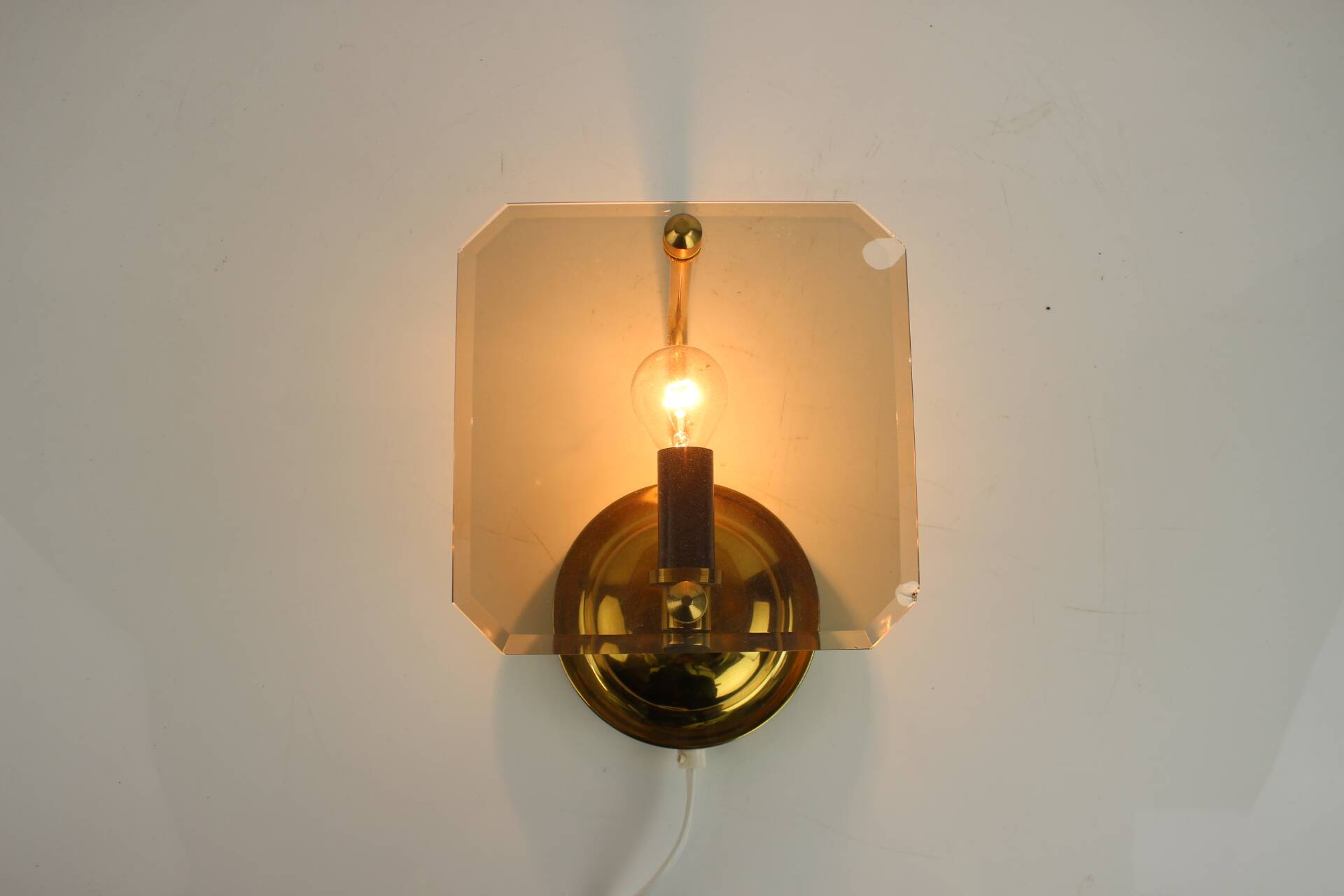 Lampe murale du milieu du siècle par Kamenicky Senov, années 1960