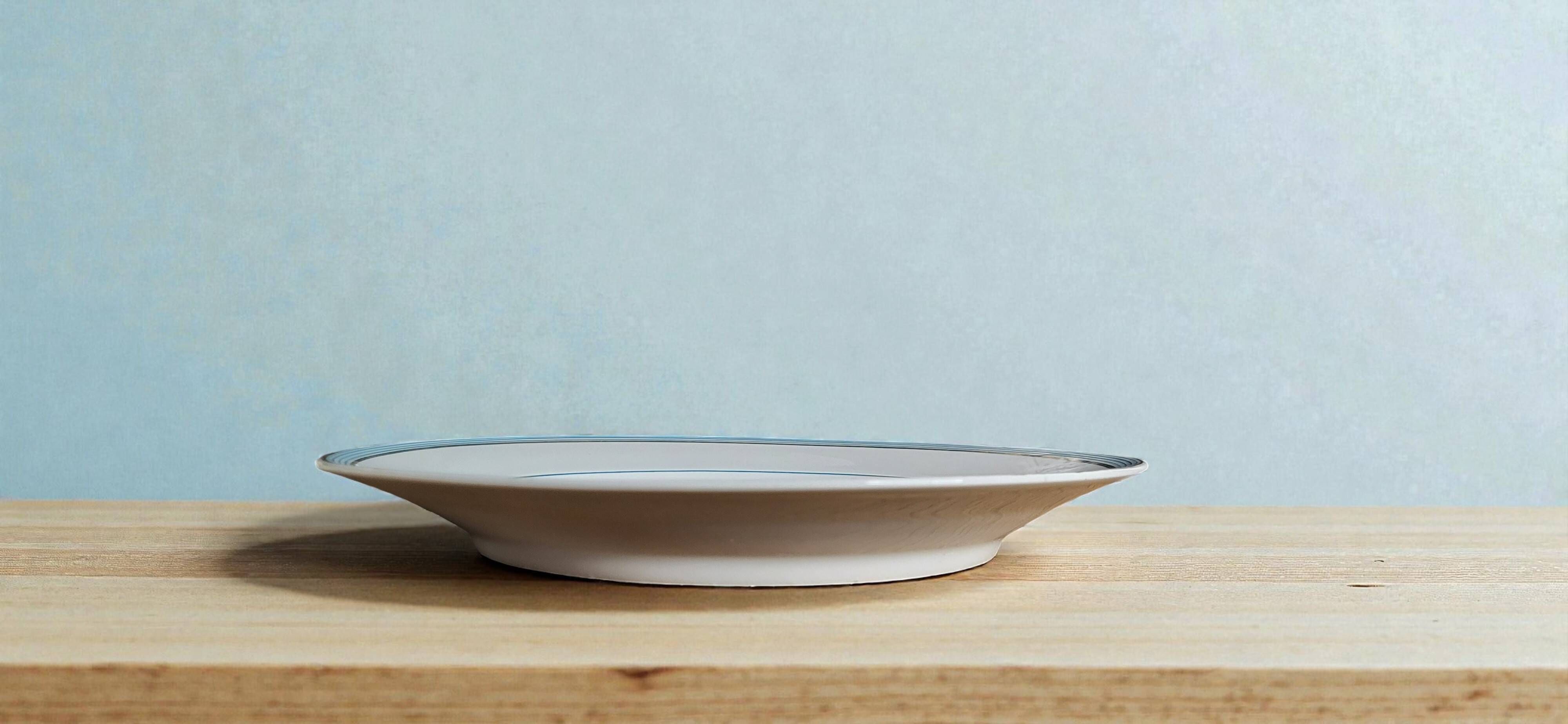 6 Paris porcelain dinner plates