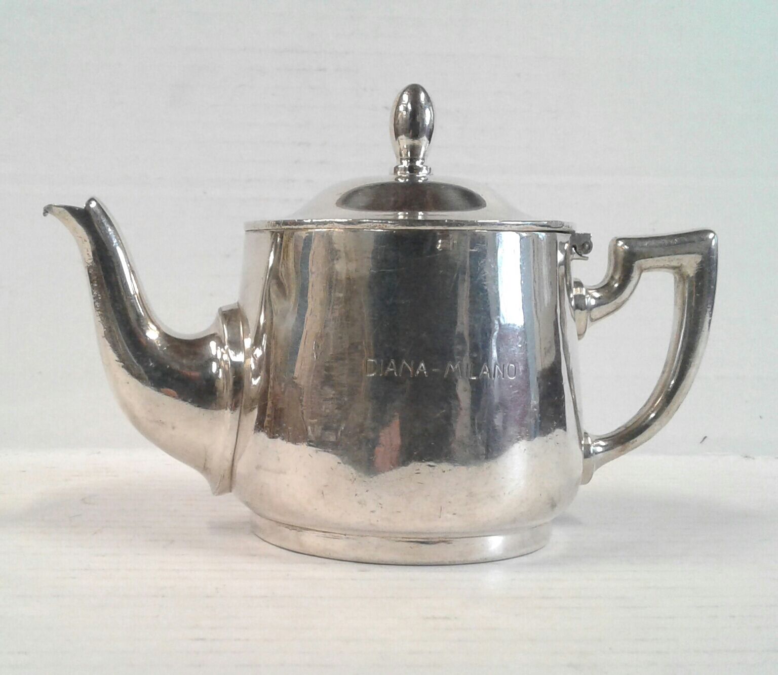 Vintage silver metala hotel teapot Diana Milano