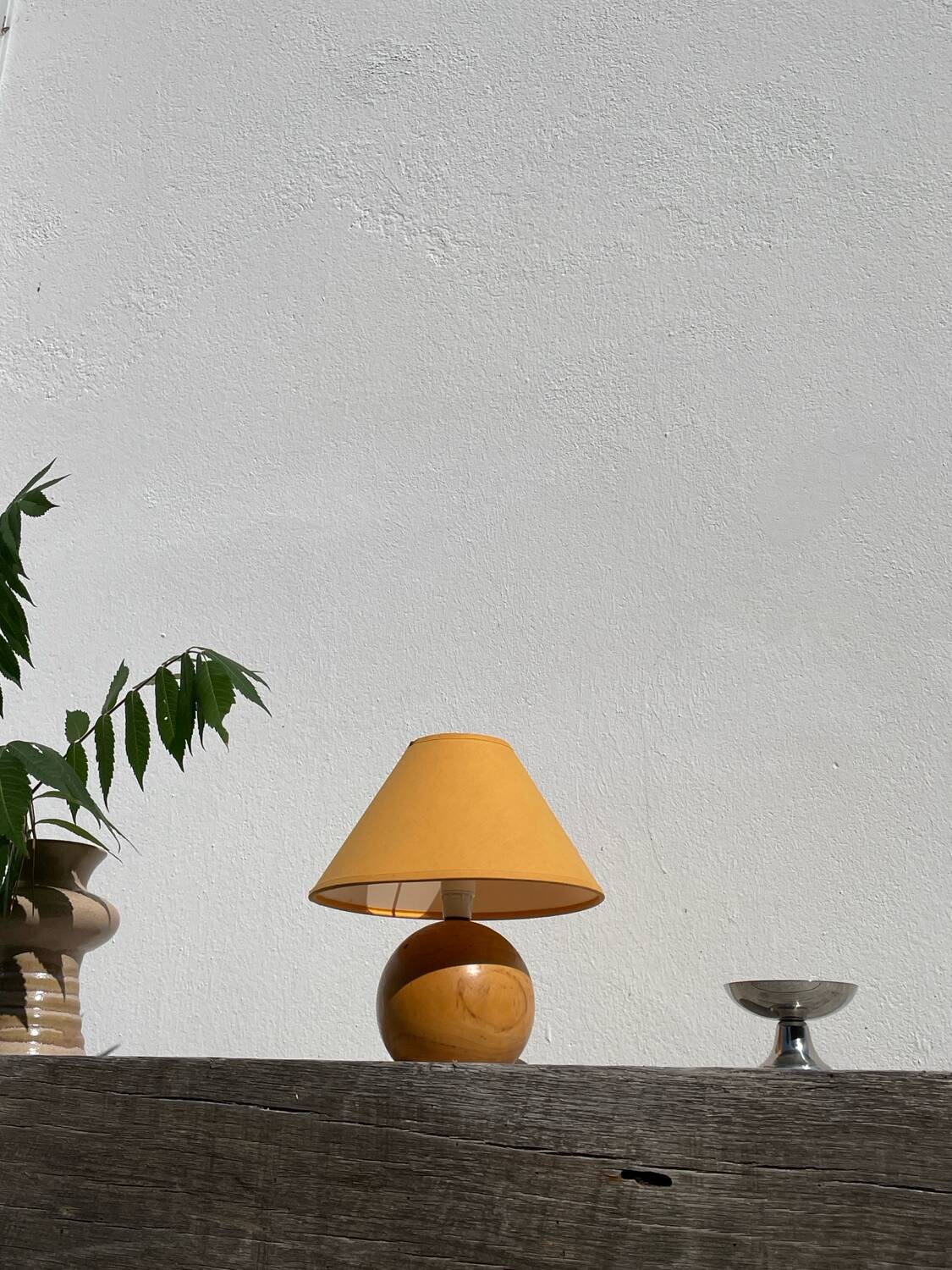 Table lamp in turned wood, ball 1990
