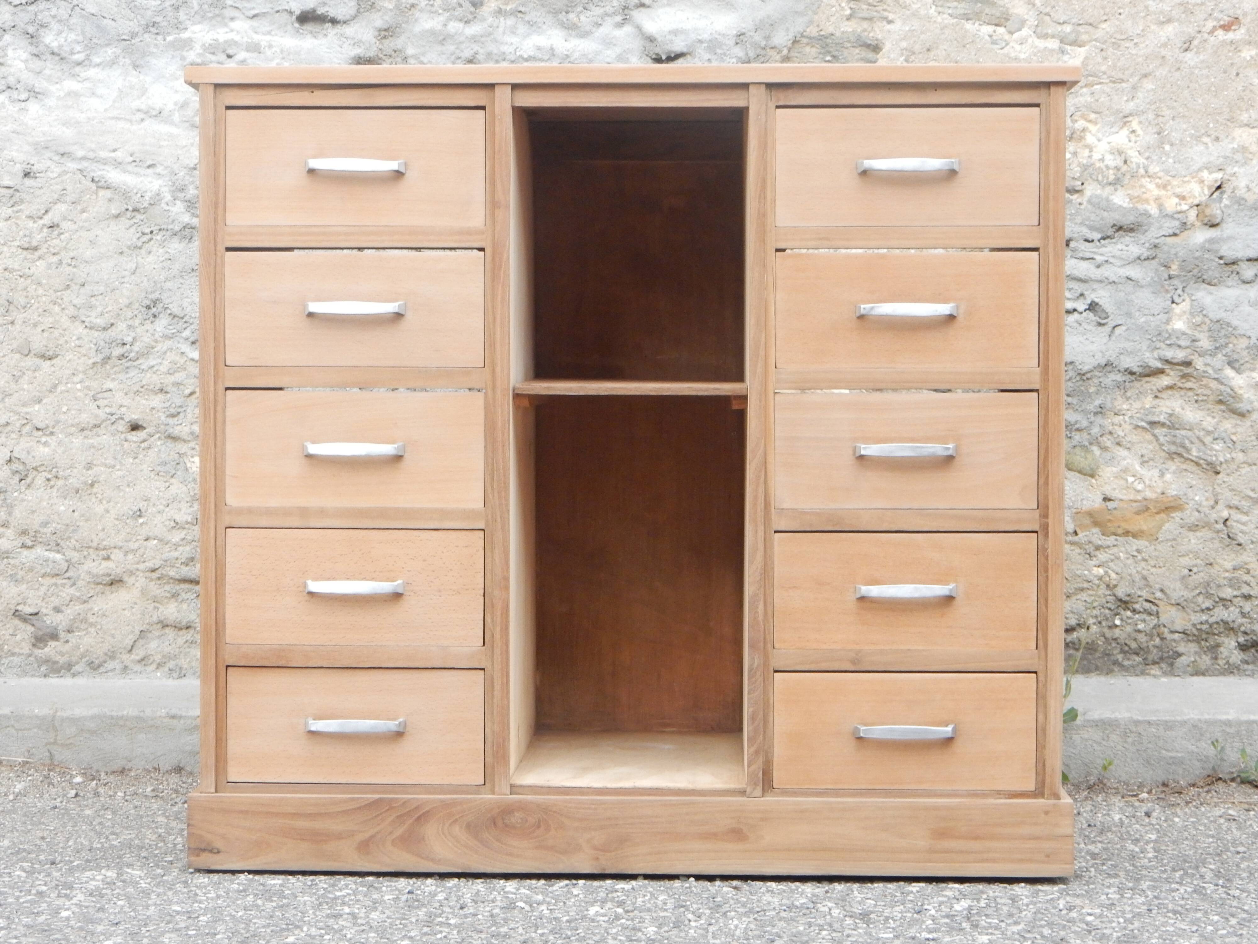 Superbe petit buffet / meuble de métier 10 tiroirs