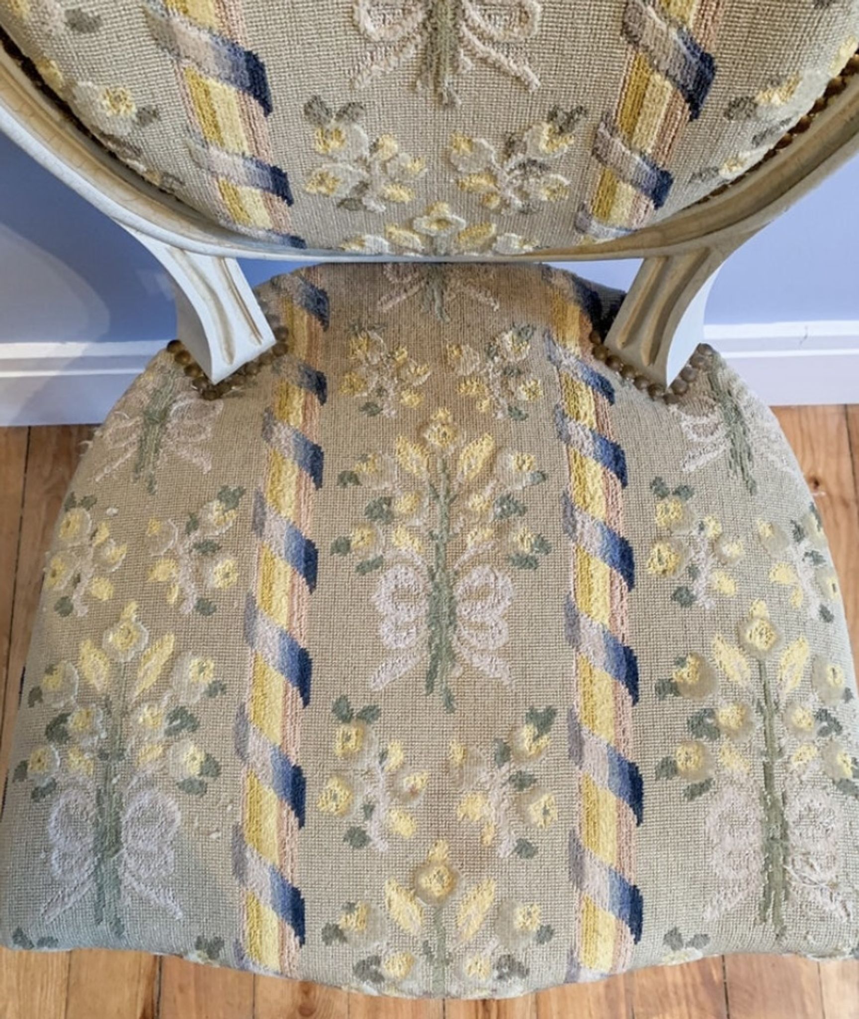 Chair and armchair medallion, Louis XVI style, circa 1950