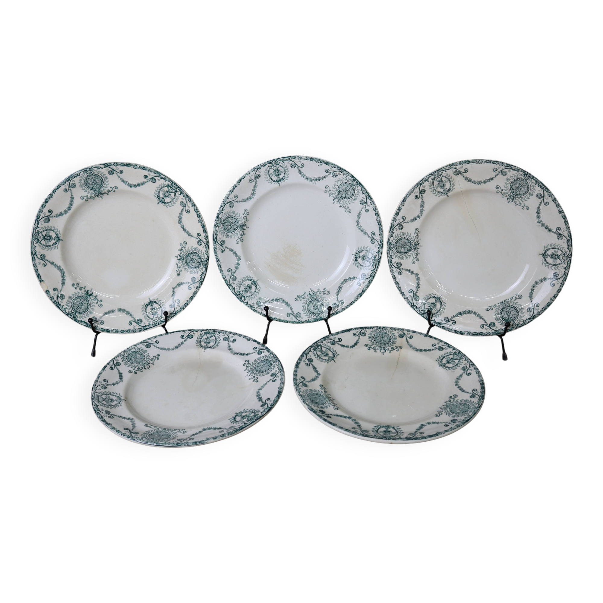 5 old flat plates in Terre de Fer, Pierrefonds model