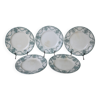 5 assiettes plates ancienne en Terre de Fer modèle Pierrefonds
