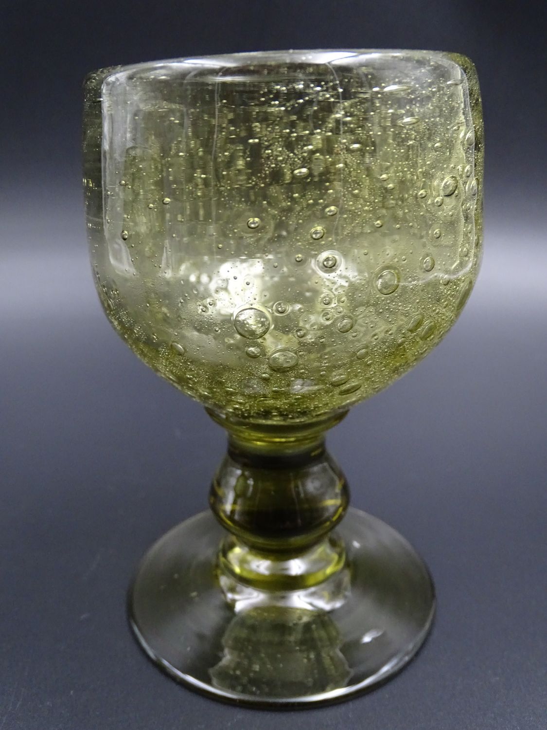Lot of 8 glasses of wine or water - bubbling glass year 1970