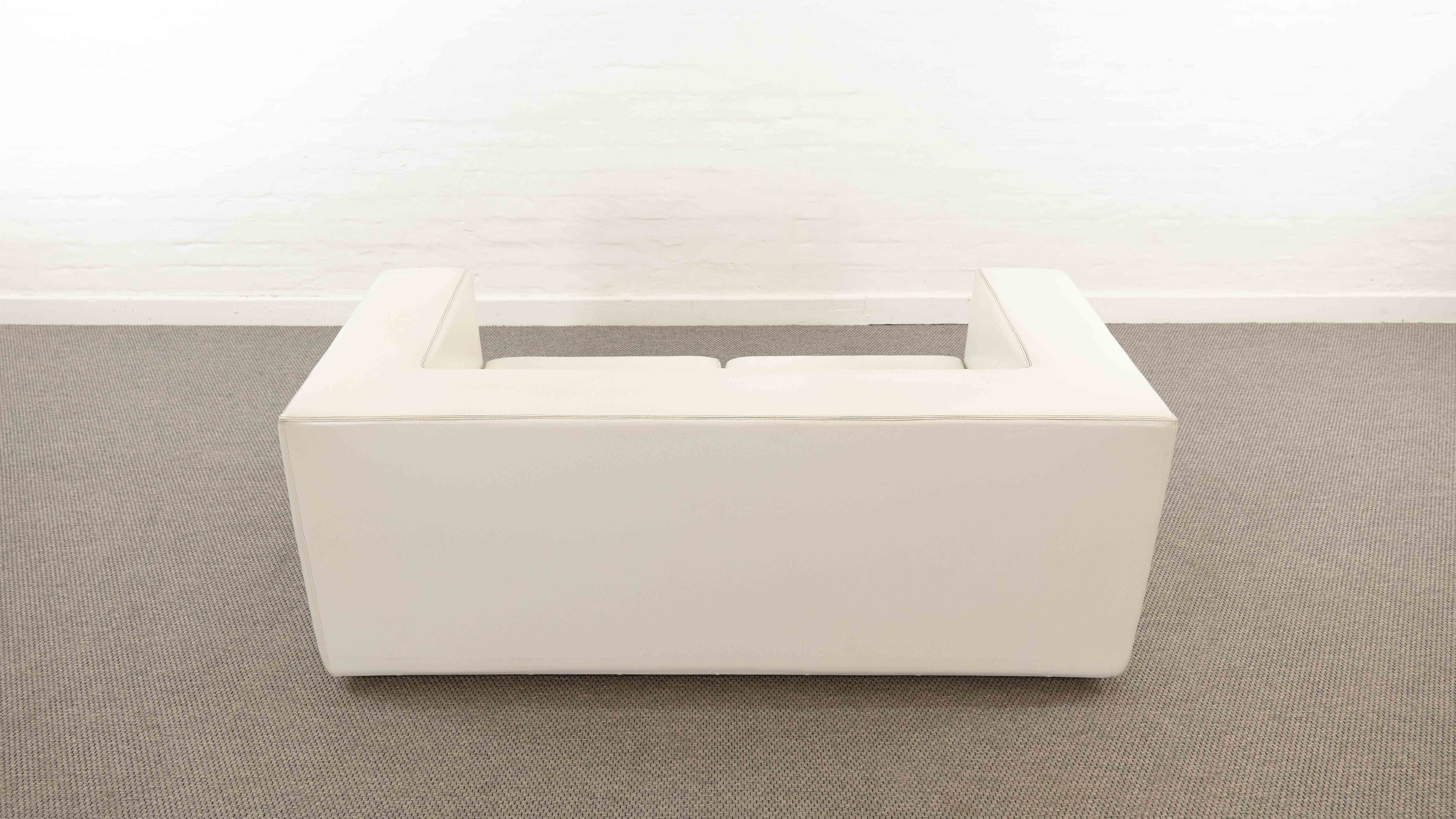 Throw Away sofa by Willie Landels for Zanotta 1965 in white vinyl