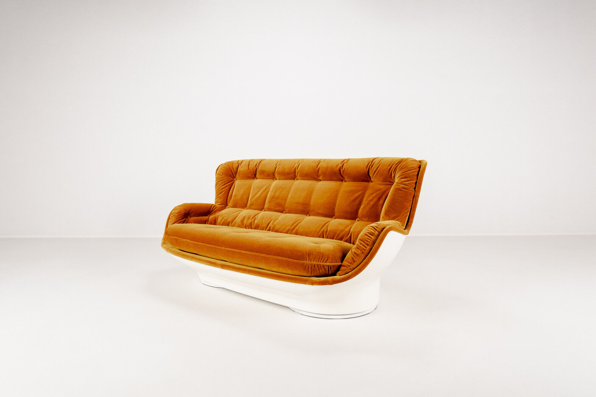 Karaté sofa by Michel Cadestin for Airborne