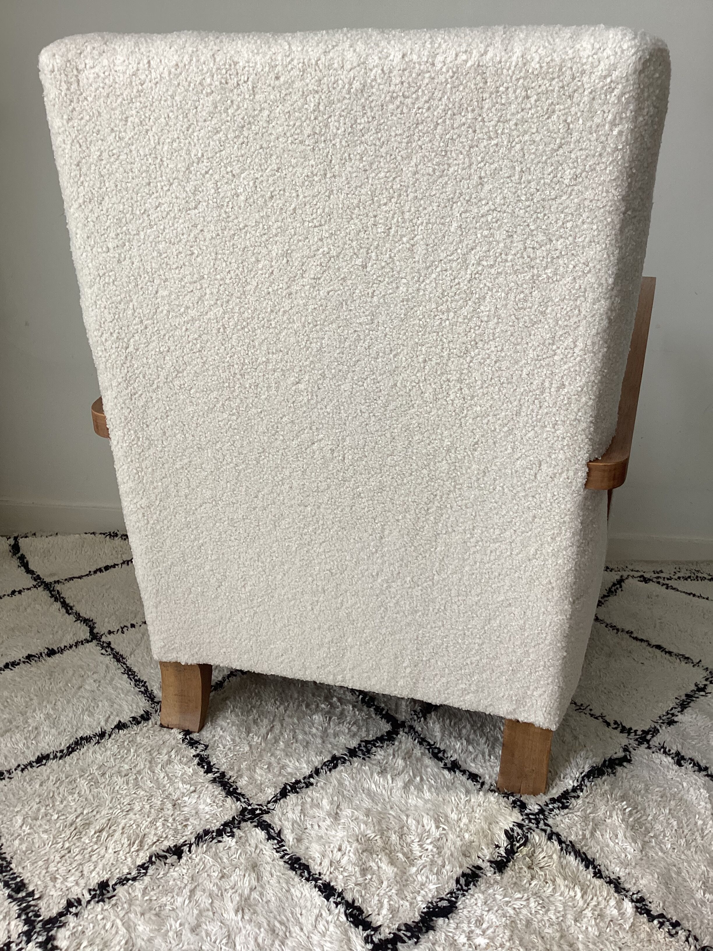 Vintage armchair completely restored with a French terry fabric