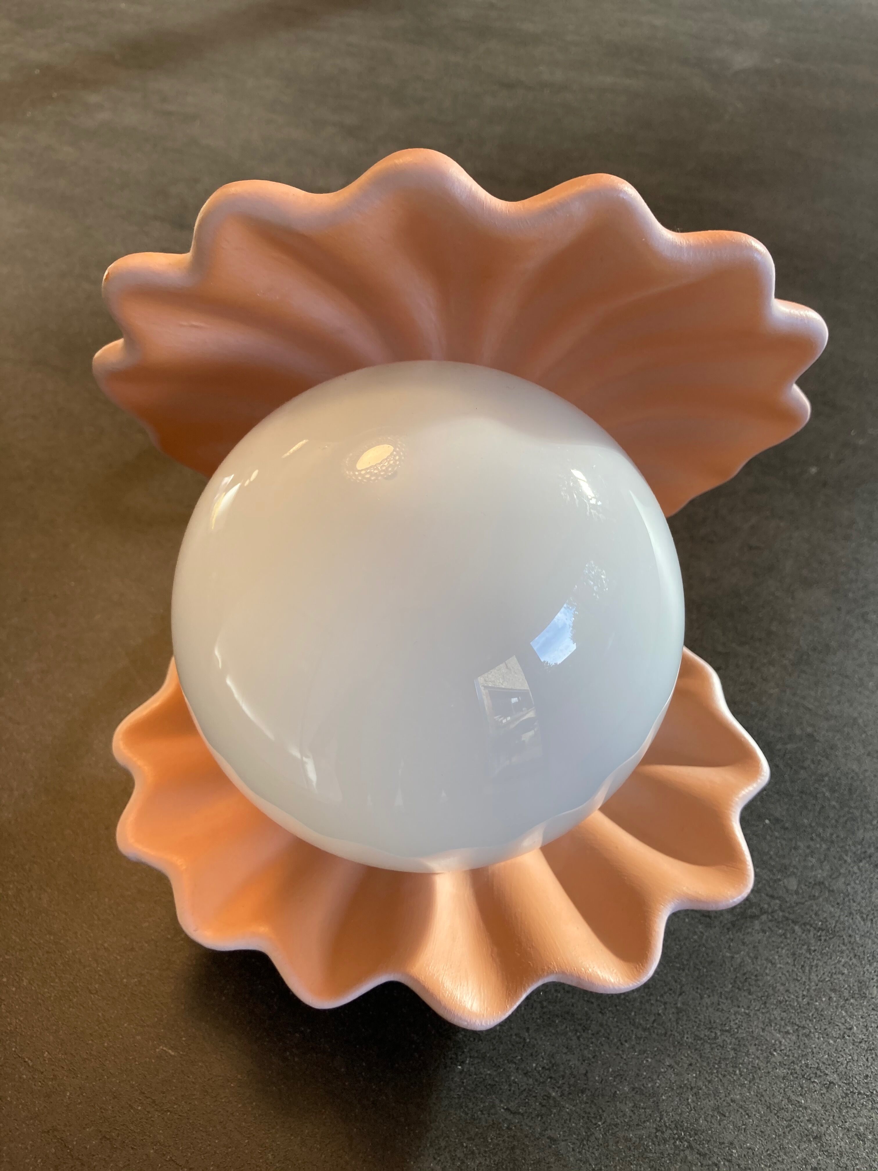 Lampe coquillage céramique et opaline années