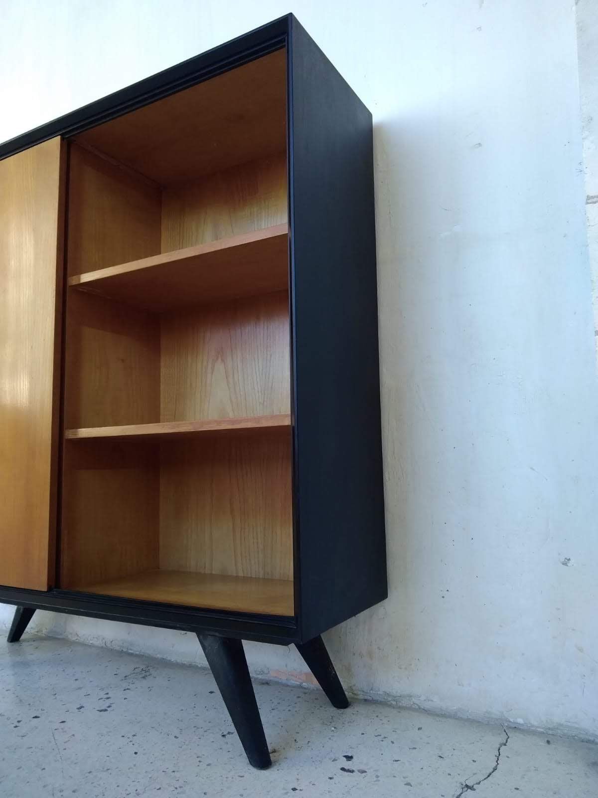 Bookcase 60