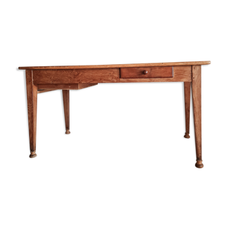 Old farmhouse table 2 drawers