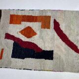 Handmade pure wool rug, size 140 x 260 cm.
