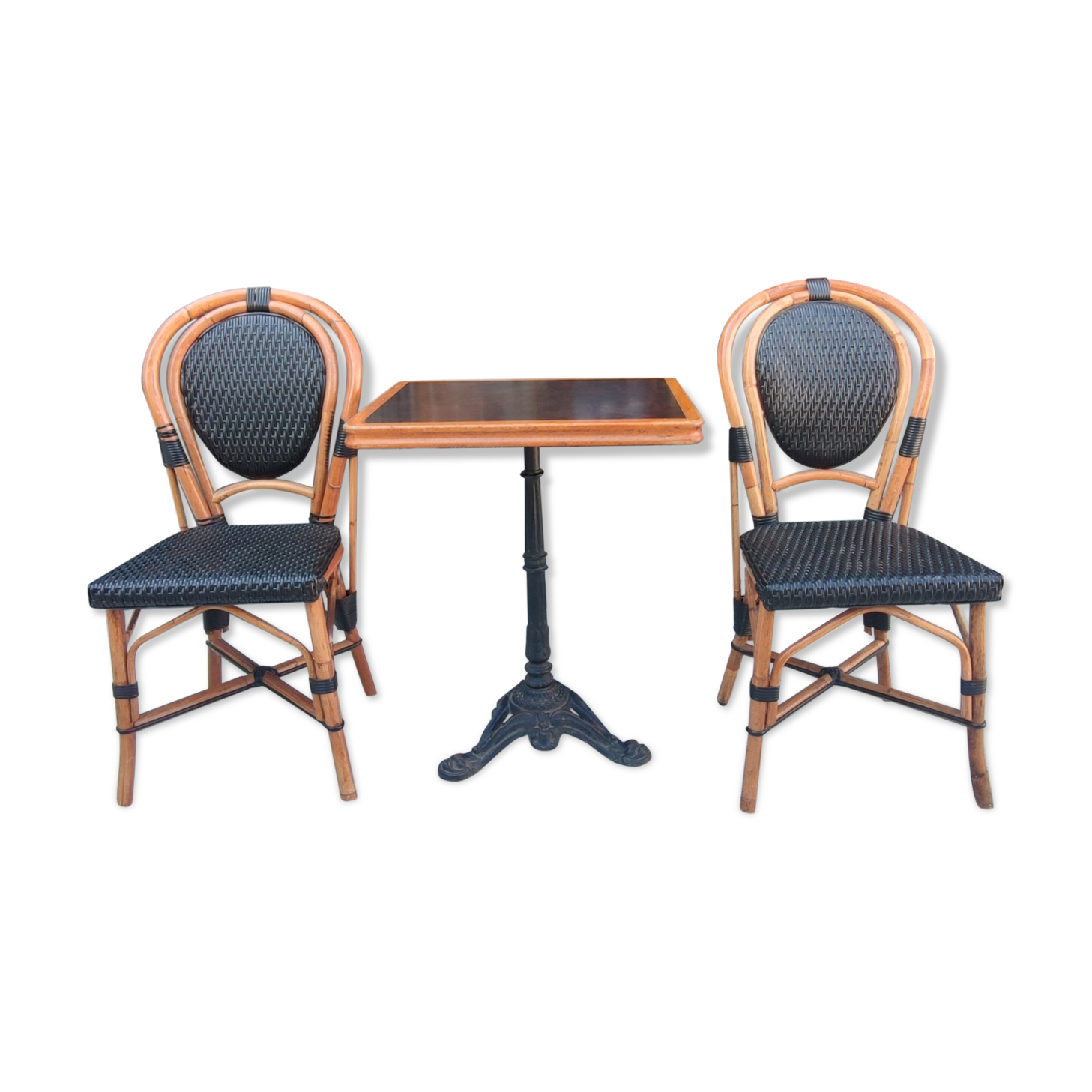 Ensemble table et 2 chaises bistrot vintage/rotin et vinyle tressé