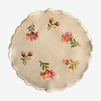 round placemat 22cm (carnations)