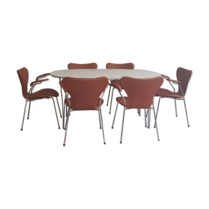 Table et chaises d'Arne - hansen