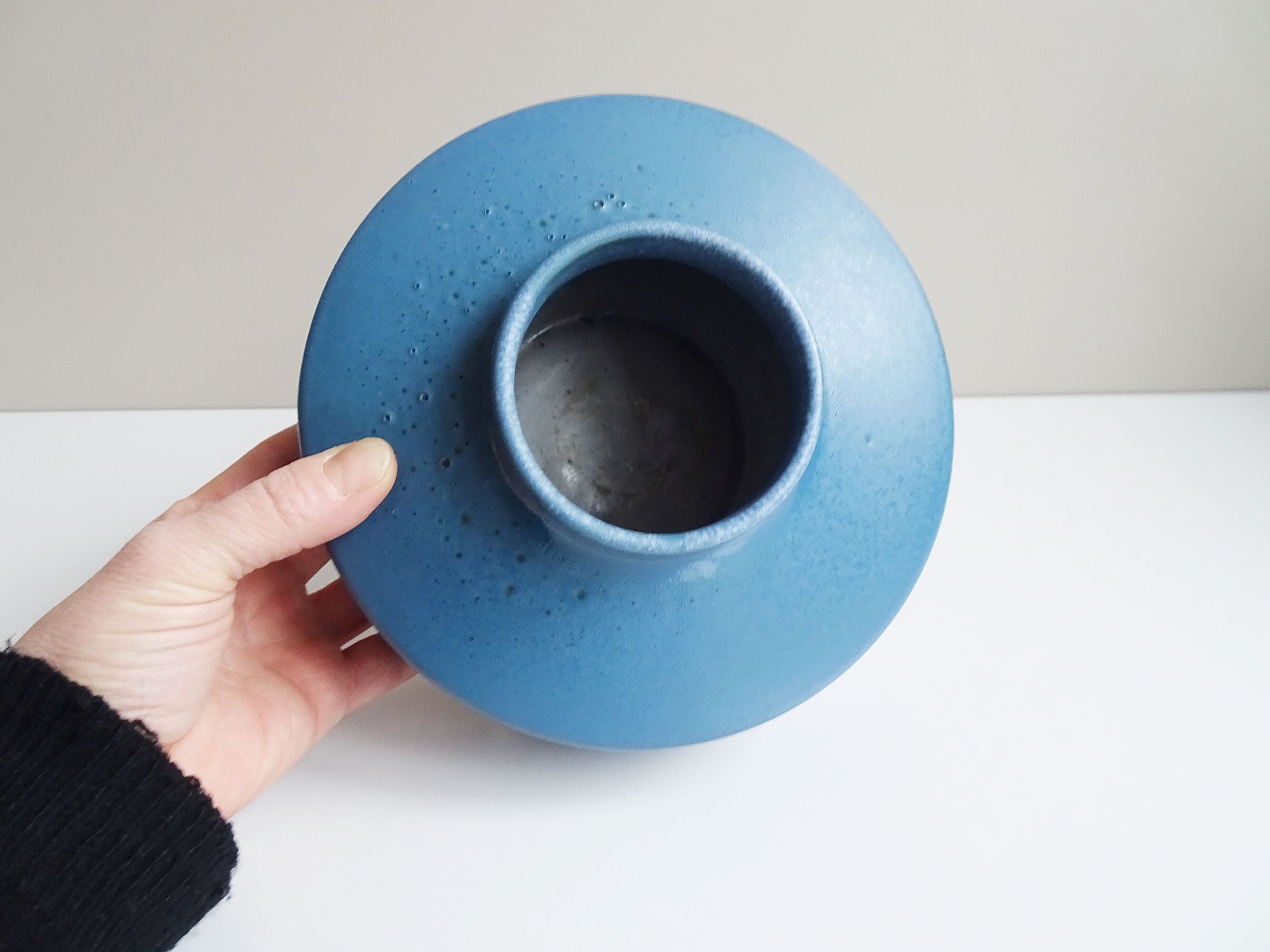 Marschner ceramic vase matt blue