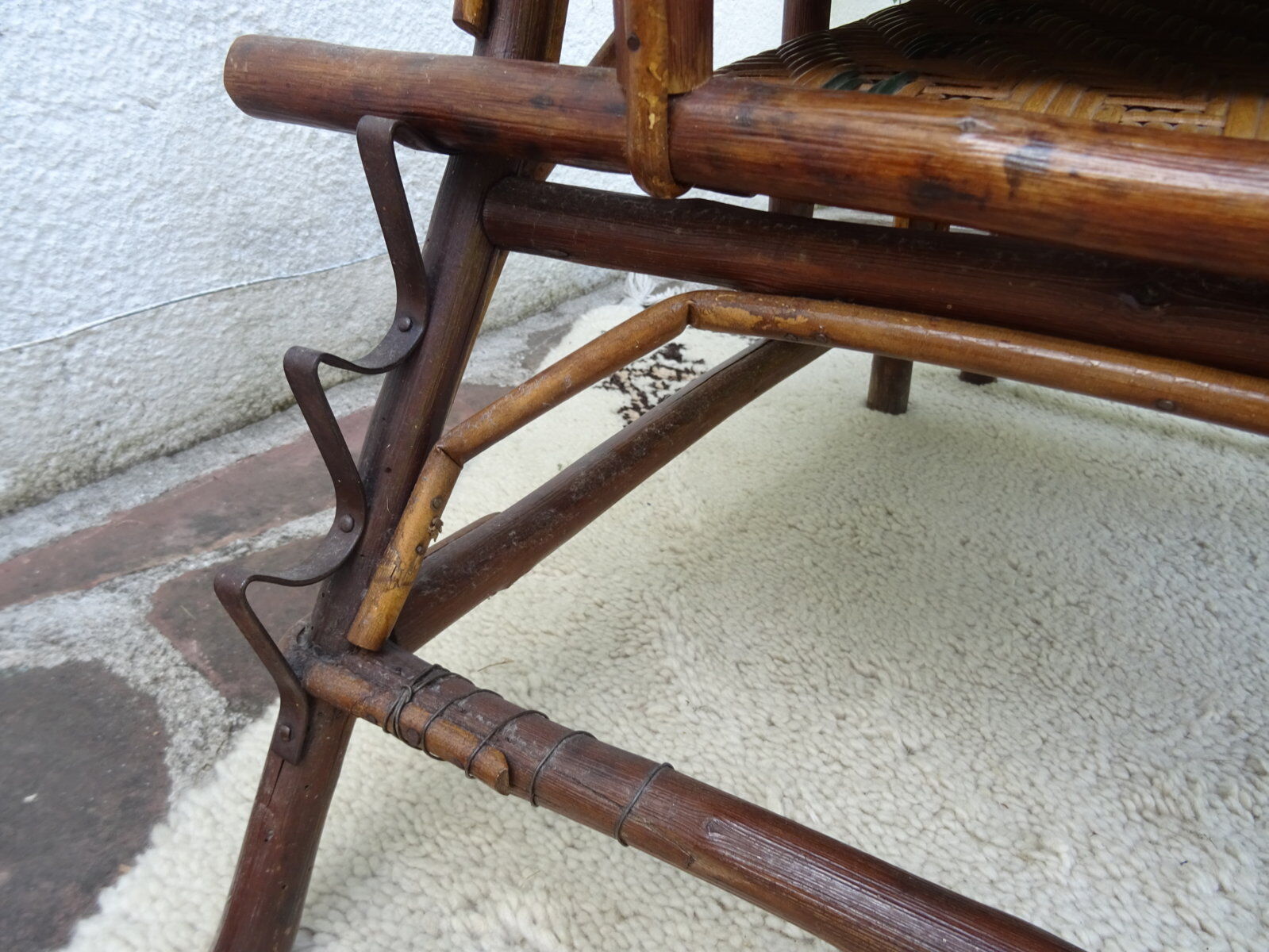 Rattan folding lounge chair