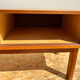 Commode basse à deux portes coulissantes