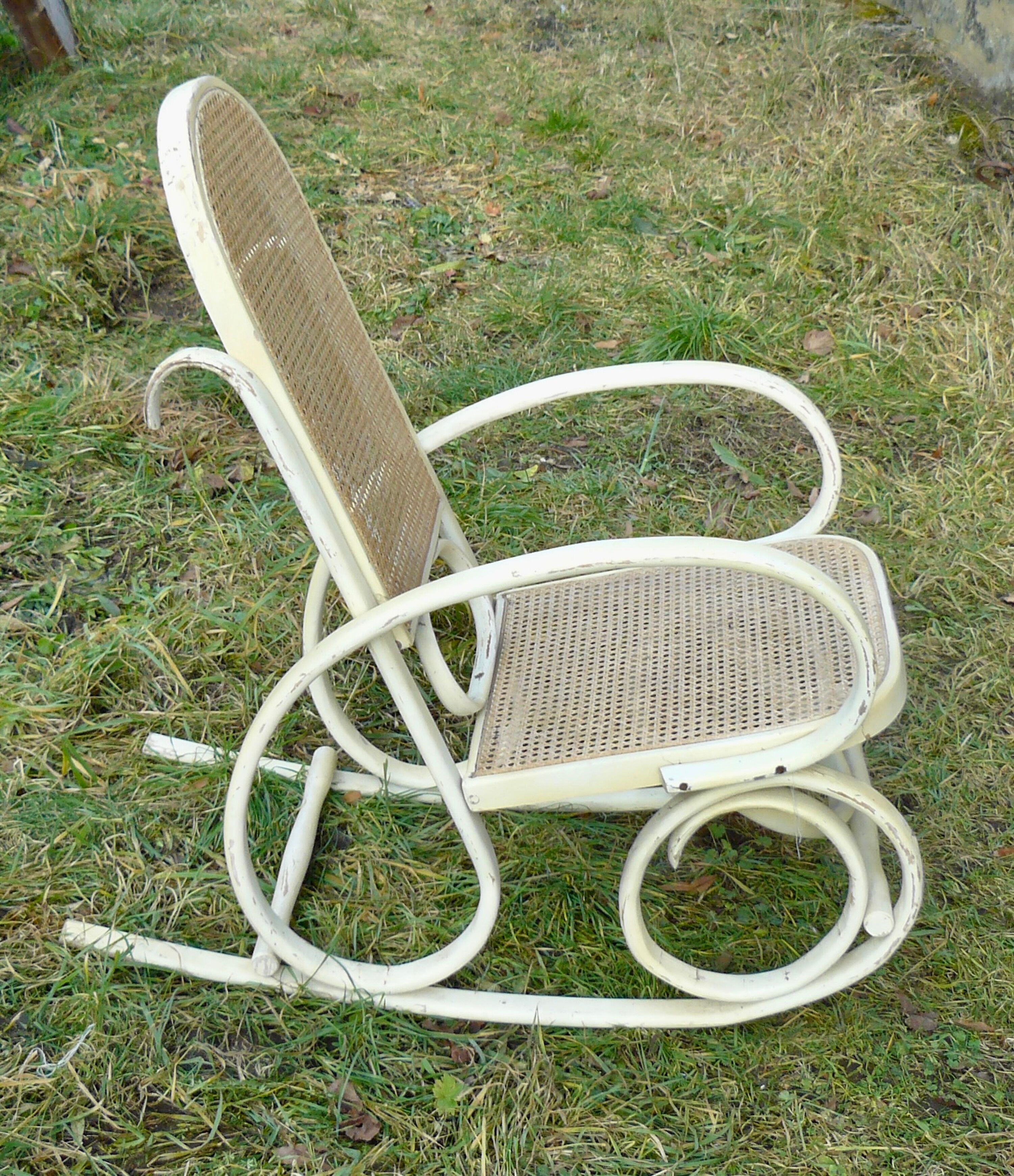 Rocking chair bentwood and canning