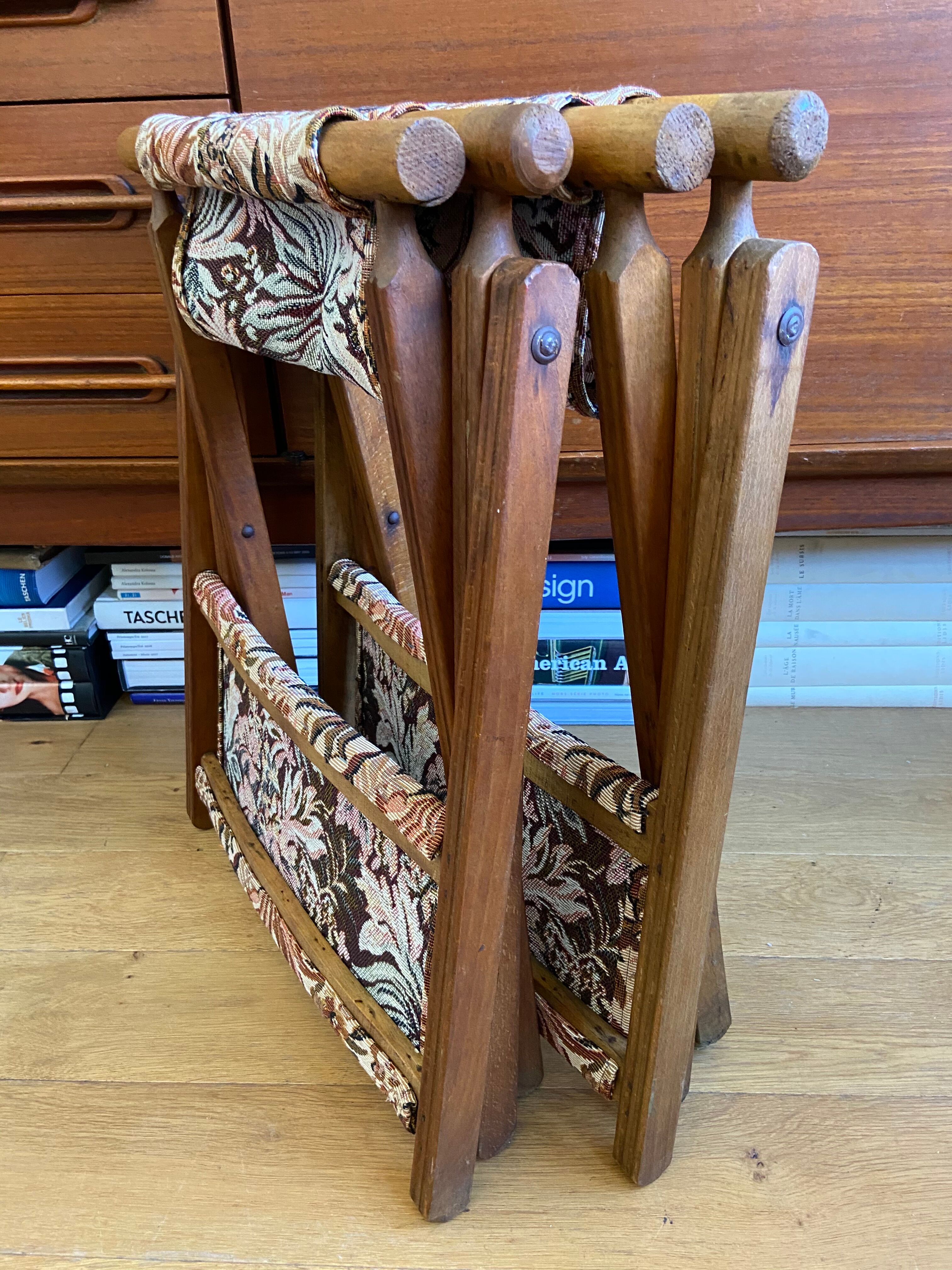 Pair of folding chairs