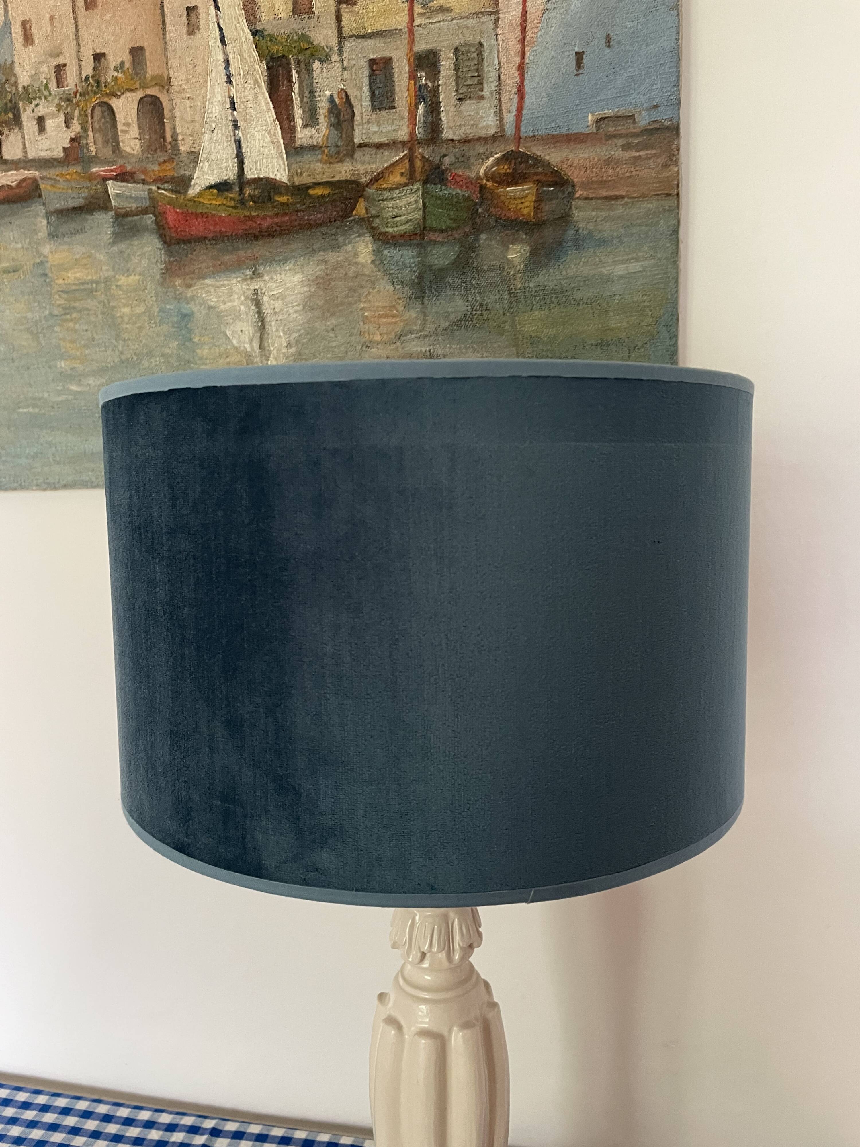 Lampe en bois sculpté Blanc d’Ivoire