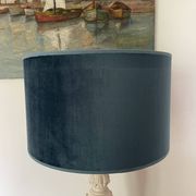 Lampe en bois sculpté Blanc d’Ivoire