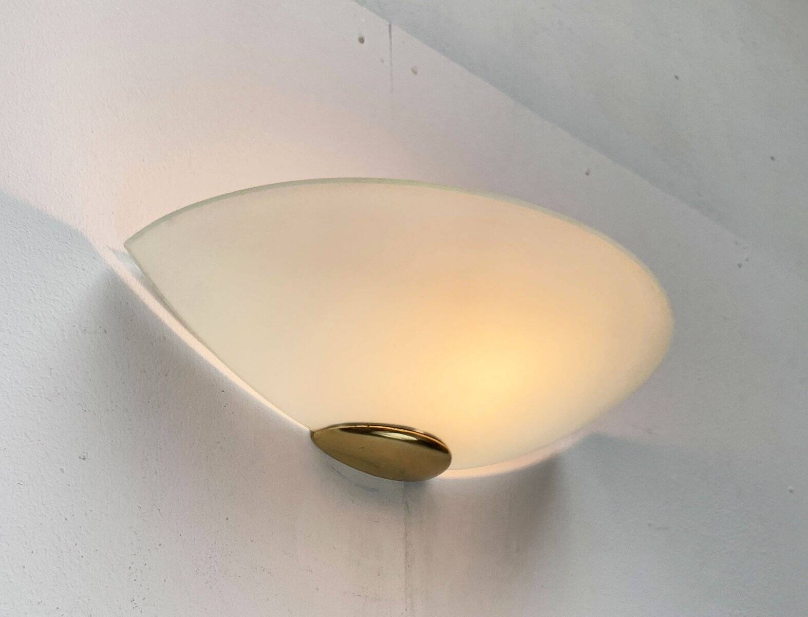 Postmodern vintage glass wall light by Metalarte, 1980s.