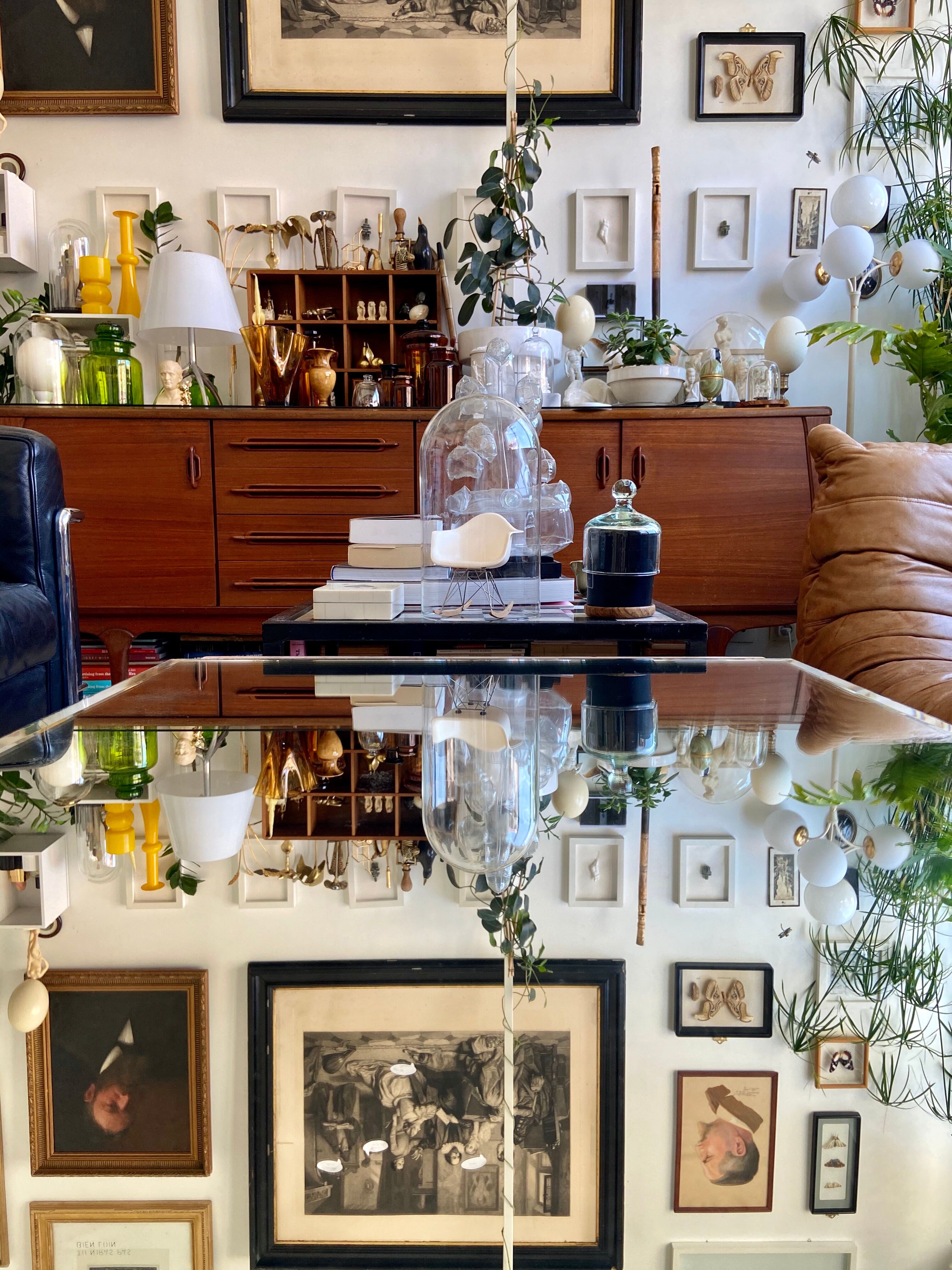 Bevelled mirror 63 x 100 cm