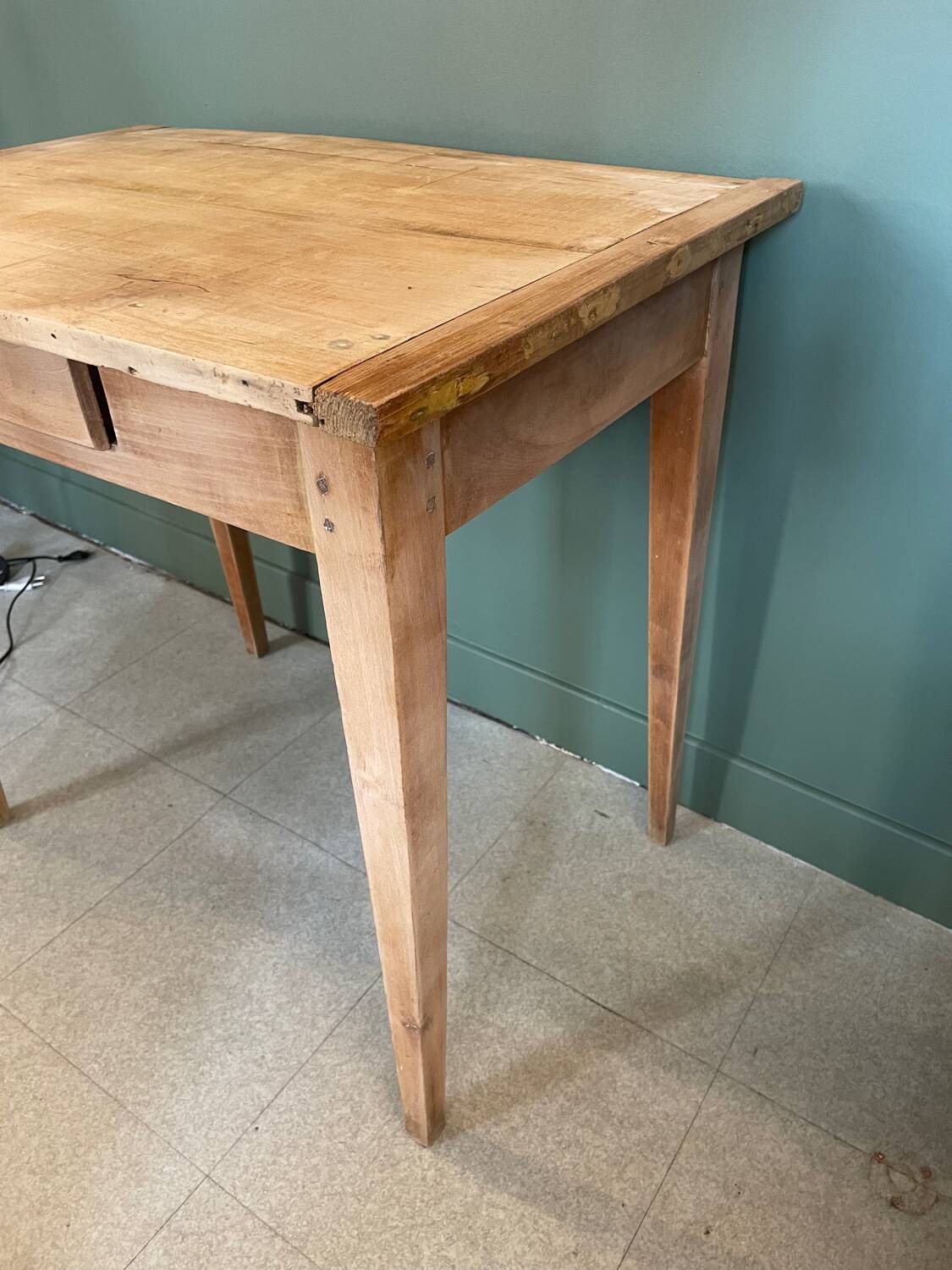 Farmhouse table