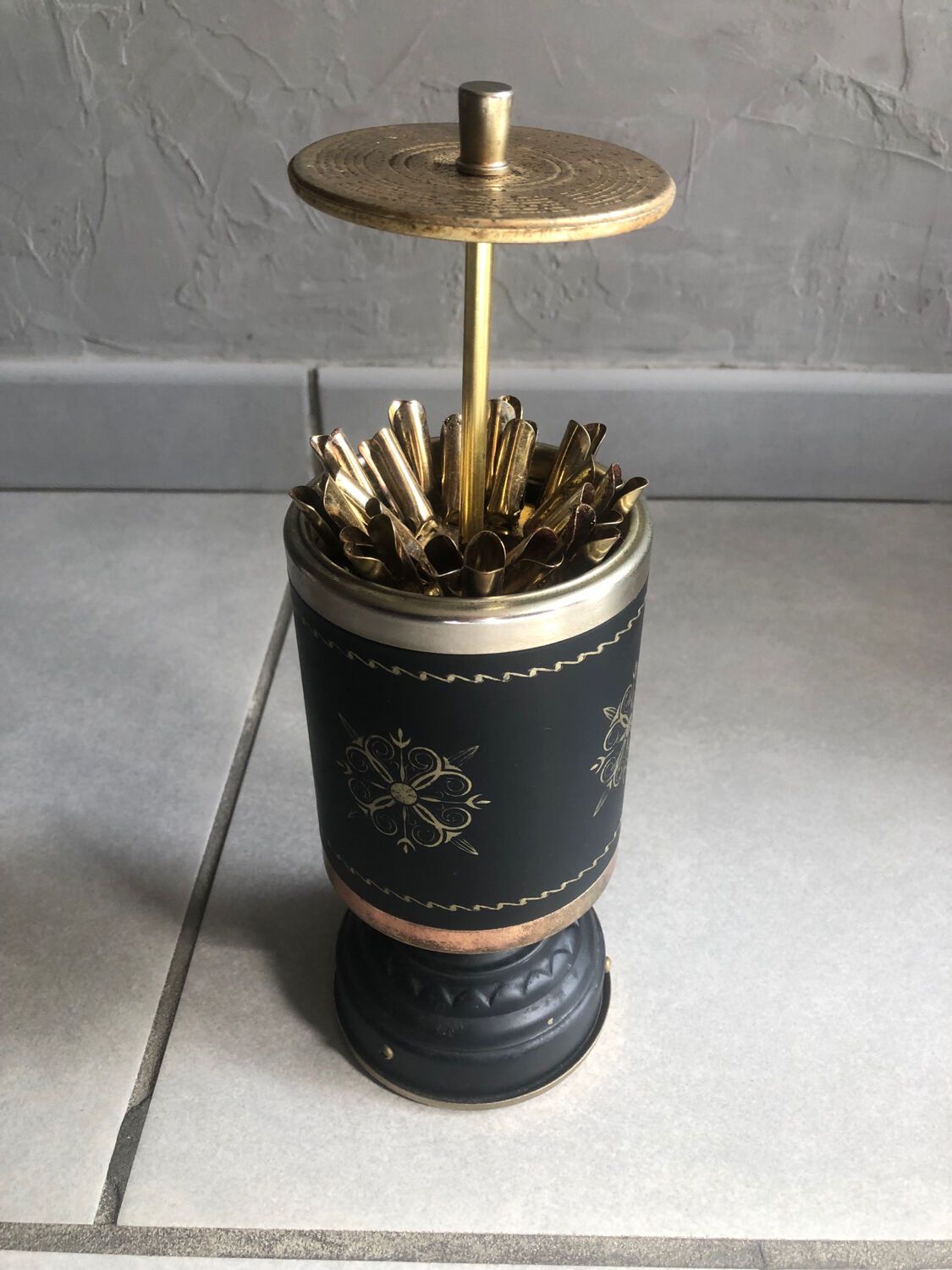 Distributeur de cigarette musical