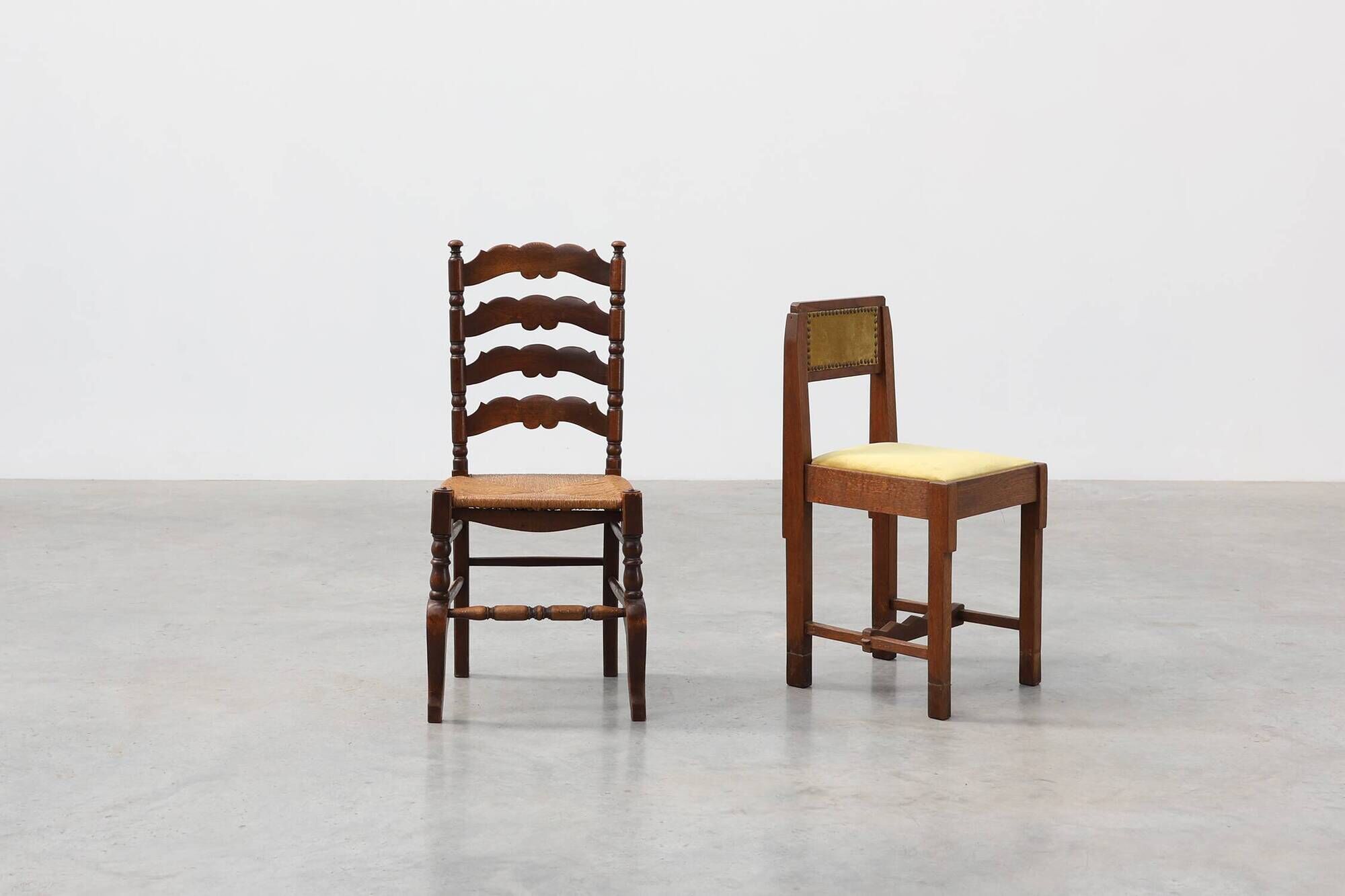 Rustic Oak Ladder-Back Chair with Rush Seat and Cabriole Front Legs, France