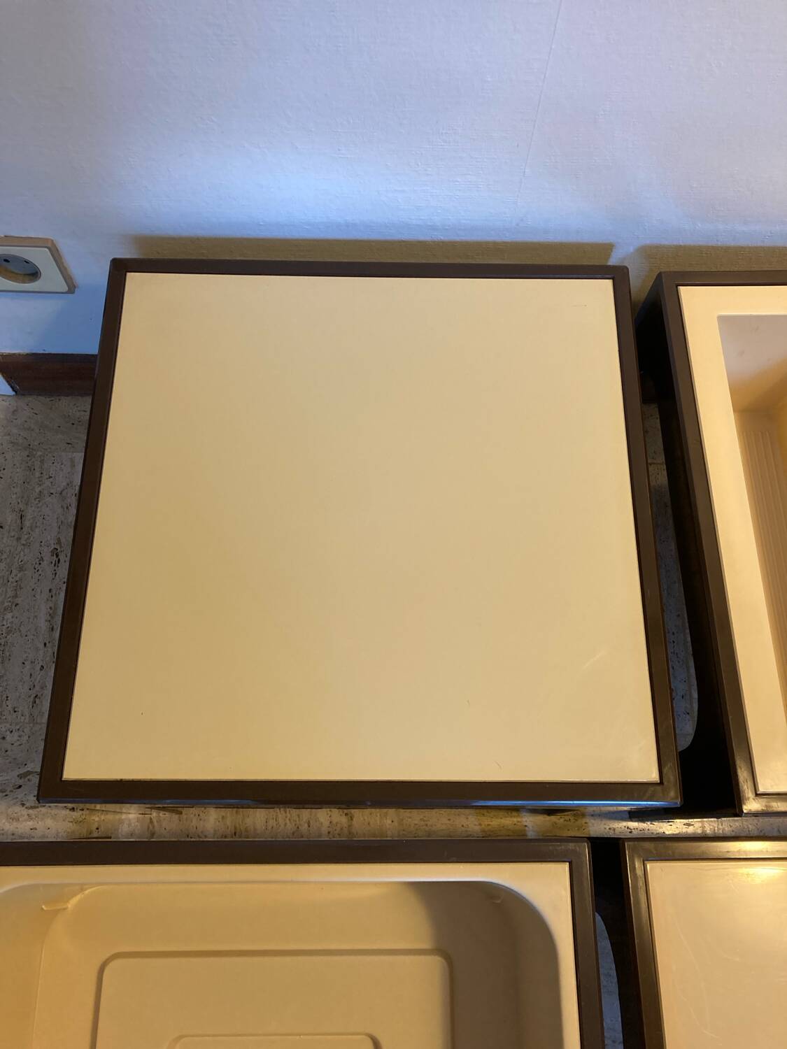 4 vintage Flair coffee tables