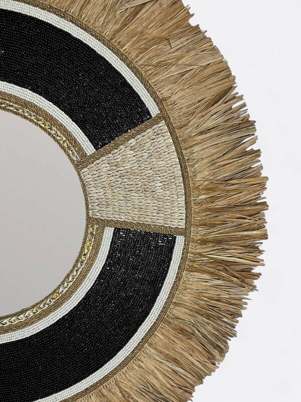 Miroir noir en raphia & plume